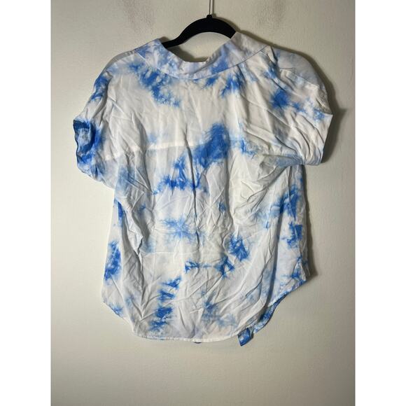 Jane and Delancey Blue/White Tie Dye Top. Button up, collar Sz small - Picture 2 of 3